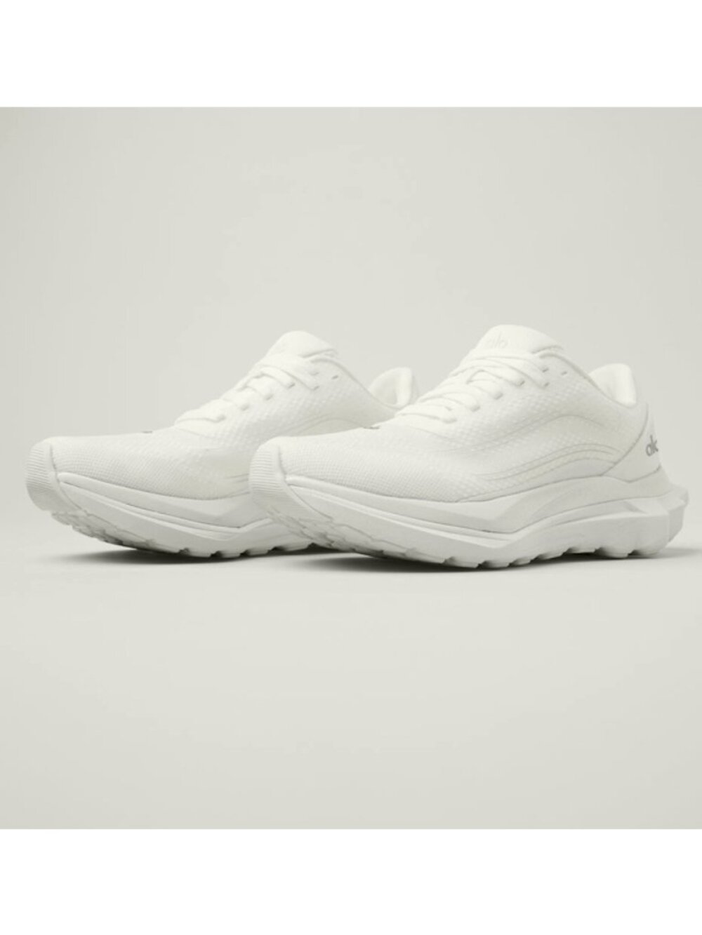 Alo Runner White Cream Athletic Active Running Exercise Outdoor Travel Workout 8